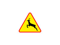 znak drogowy ostrzegawczy w żółtym trójkącie, w środku wizerunek biegnącej sarny