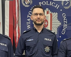 Zdjęcie legitymacyjne policjanta.
