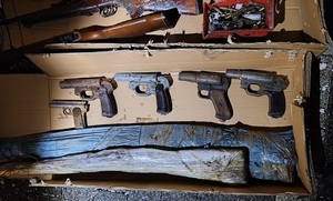 broń różnego rodzaju