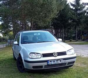 srebrne auto
