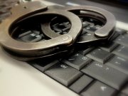 Policja w Gnieźnie zatrzymała sprawcę kradzieży z plecaka